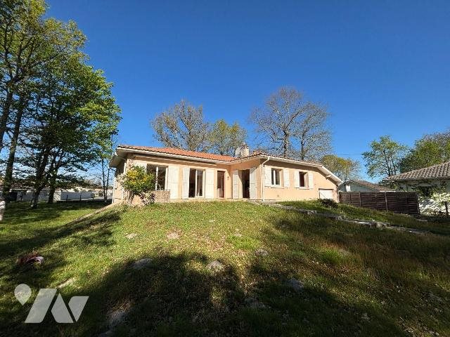 Maison à vendre, 114m², Le Pian-Médoc
