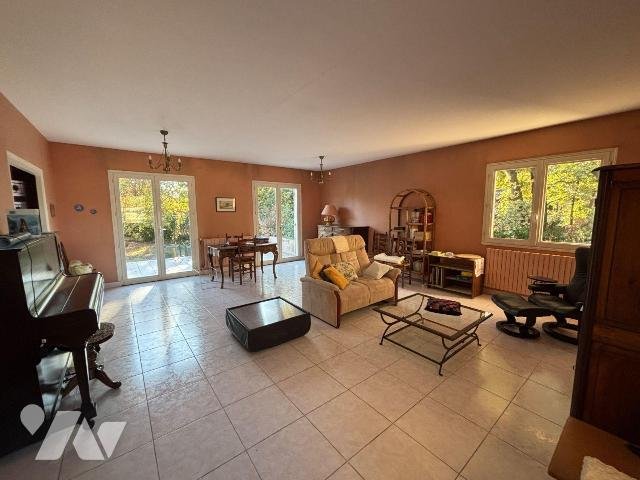 Maison à vendre, 114m², Le Pian-Médoc