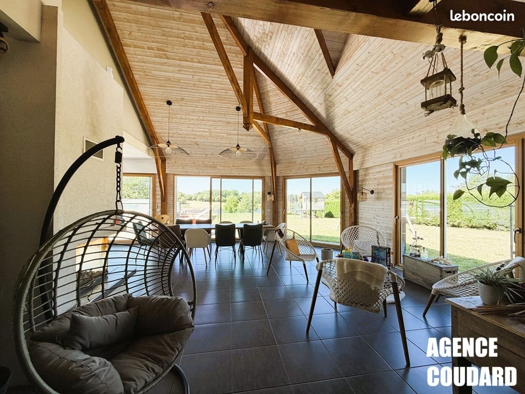 Maison à vendre, 198m², La Tour-d'Auvergne