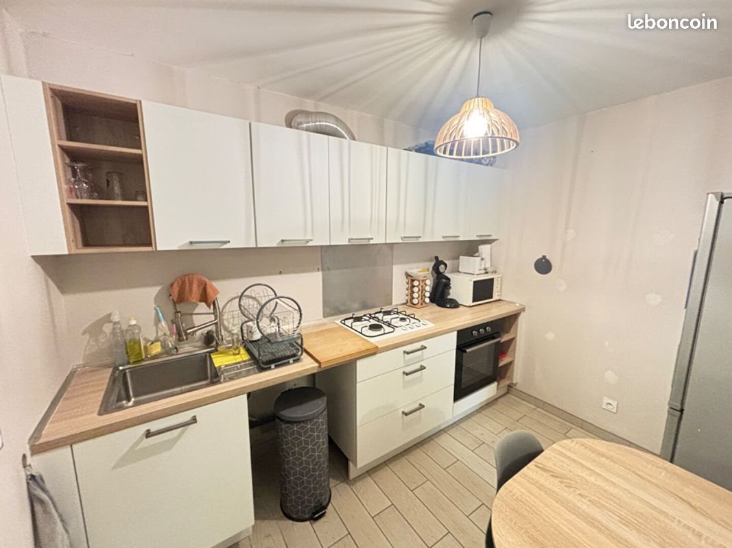 Appartement à louer, 42m², Solliès-Pont