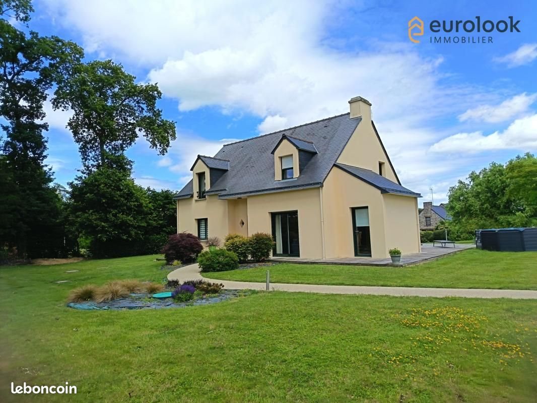 Maison à vendre, 150m², Pleucadeuc