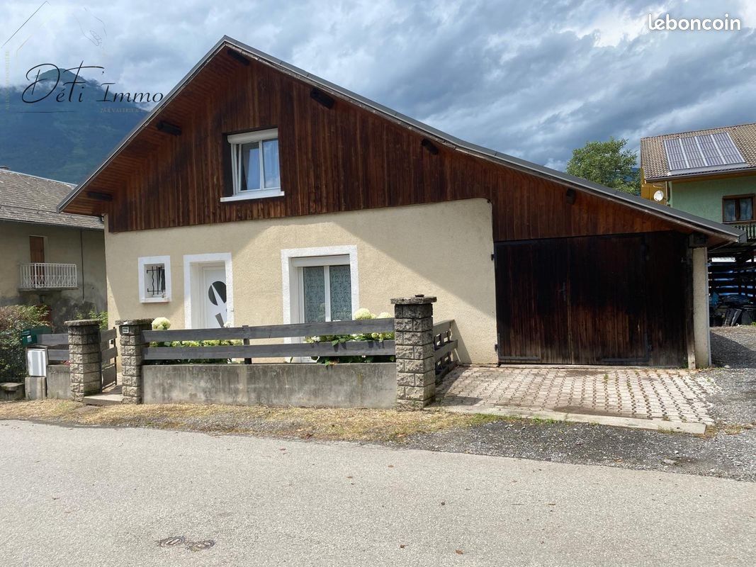 Maison à vendre, 101m², Saint-Avre