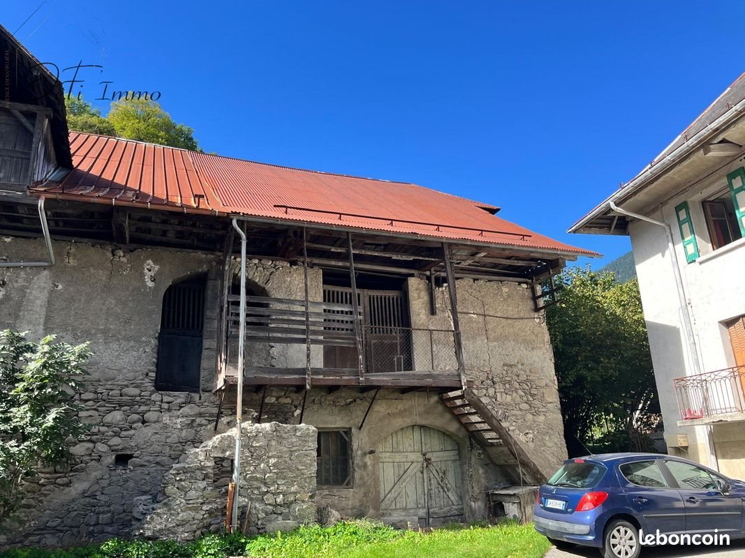 Maison à vendre, 250m², Sainte-Marie-de-Cuines