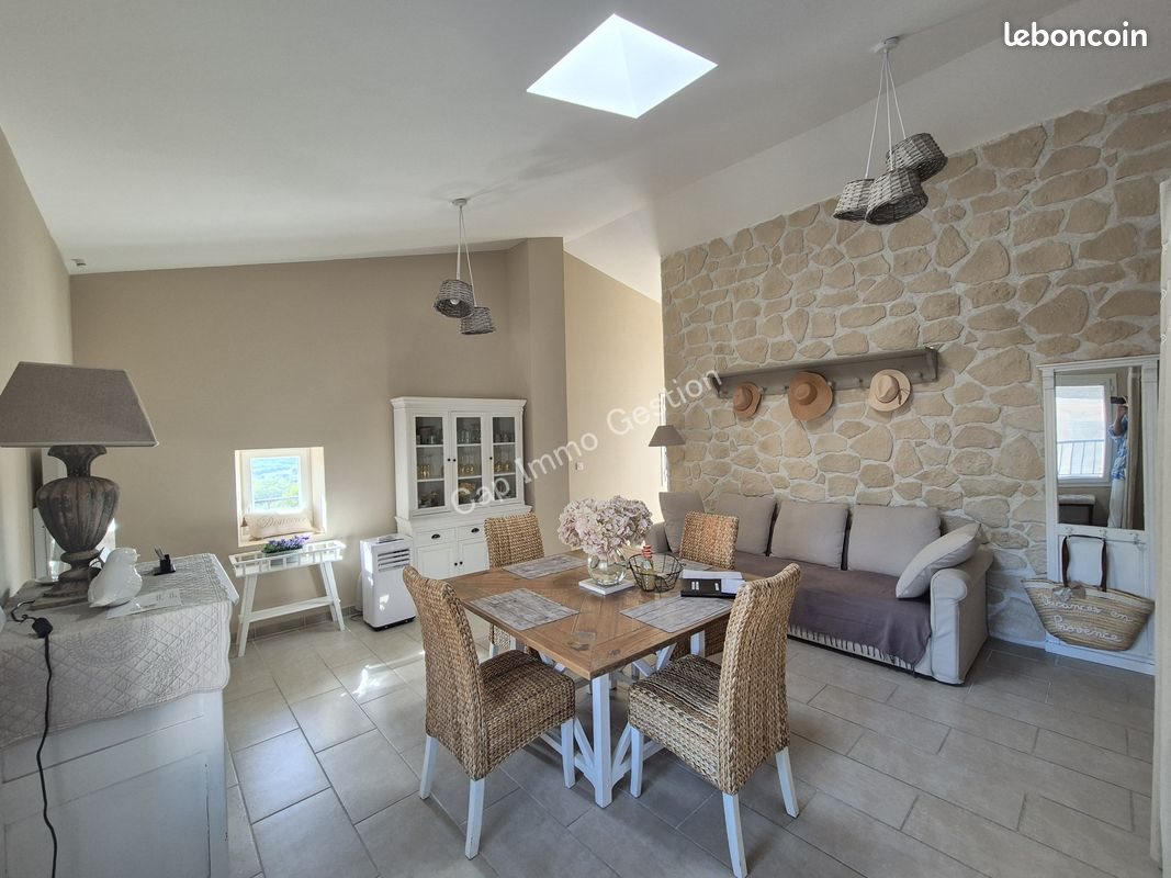 Appartement à louer, 58m², Bonnieux