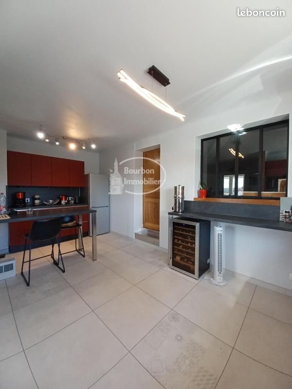Maison à vendre, 130m², Bourbon-Lancy