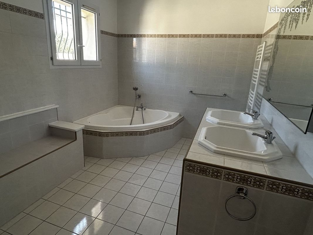 Maison à vendre, 140m², La Fare-les-Oliviers