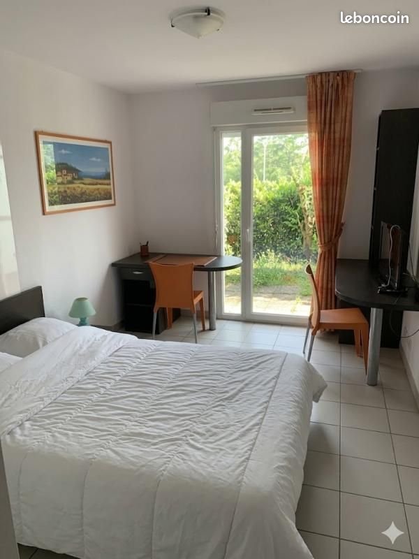Appartement à louer, 19m², Saint-Priest-en-Jarez