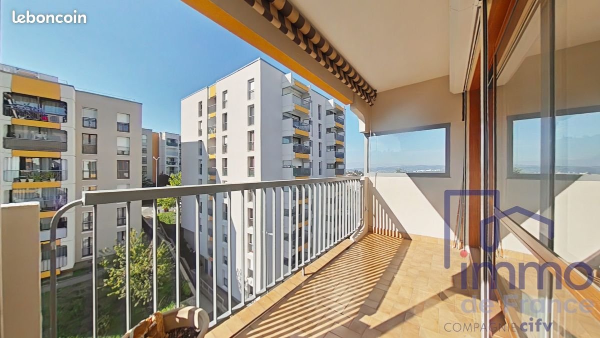 Appartement à vendre, 66m², Saint-Étienne