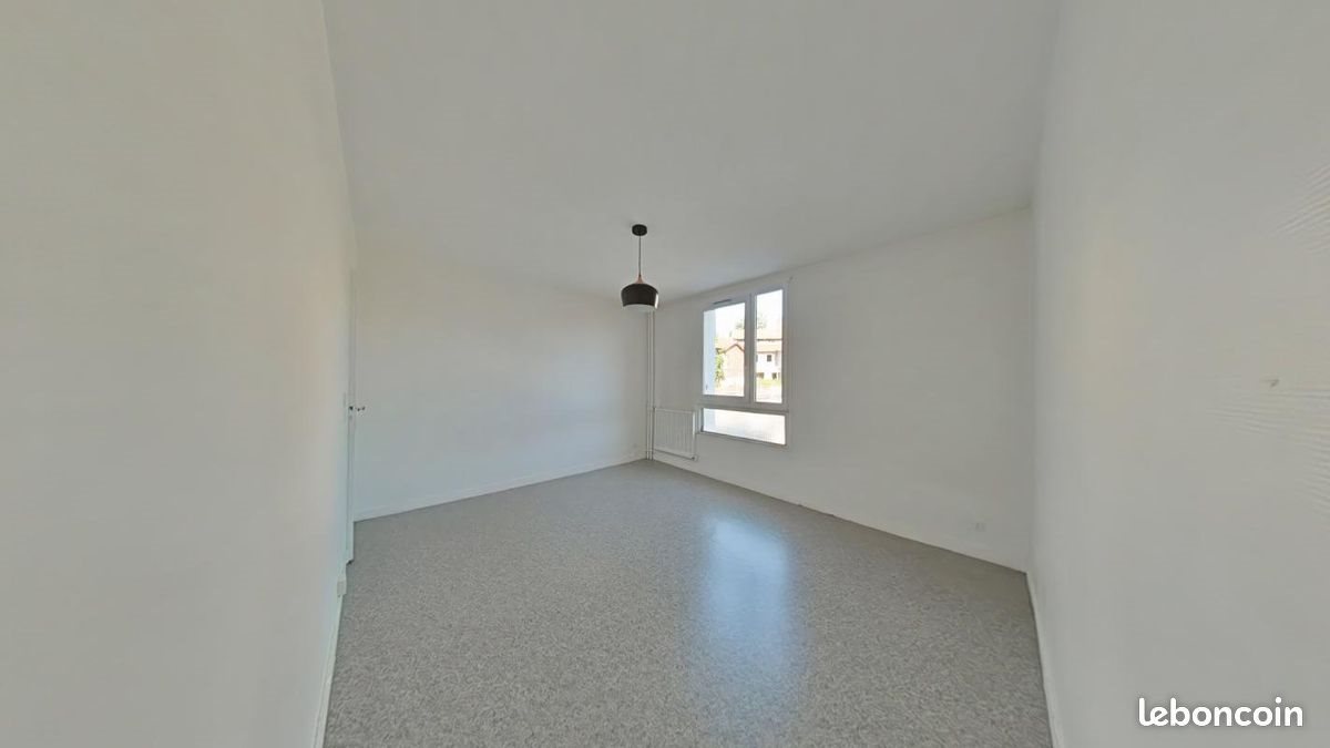 Appartement à louer, 30m², Saint-Étienne