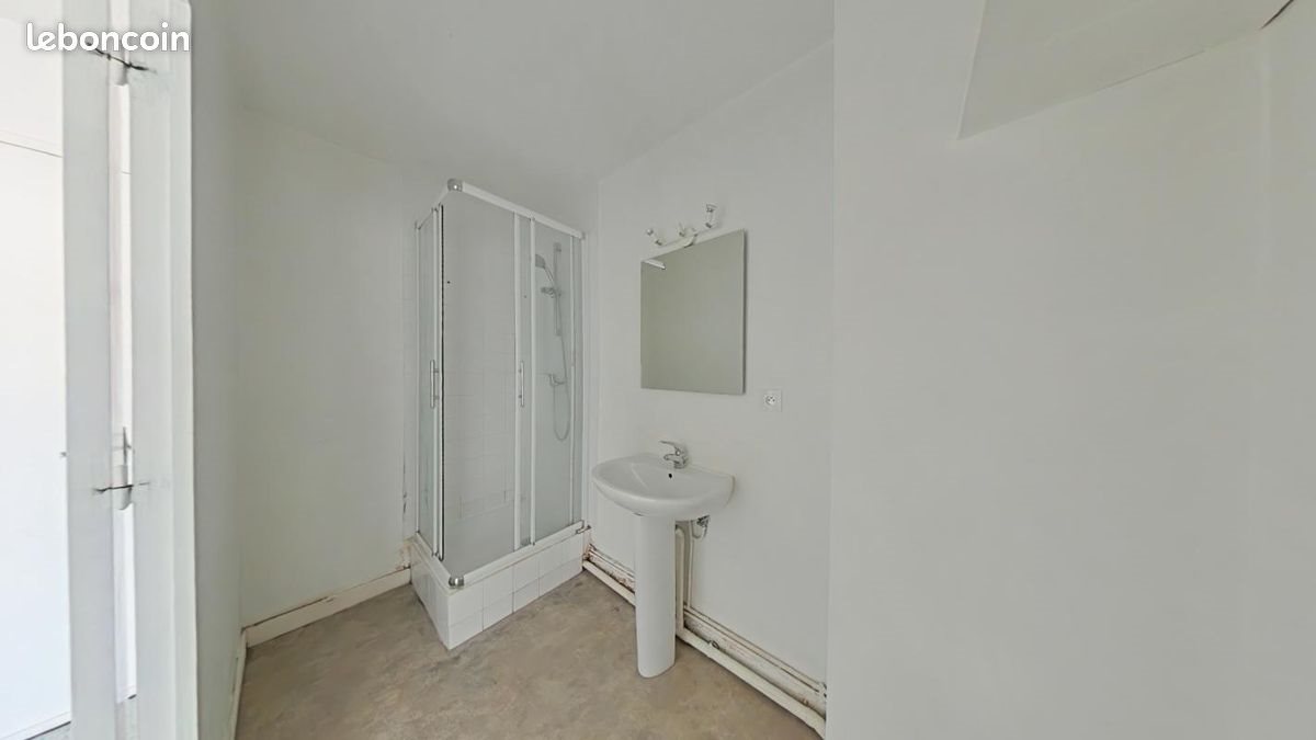 Appartement à louer, 30m², Saint-Étienne
