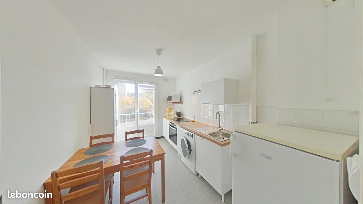 Appartement à louer, 45m², Saint-Étienne