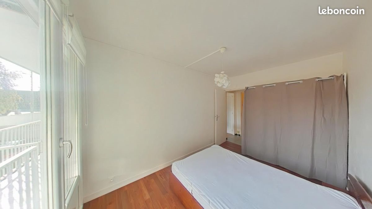 Appartement à louer, 45m², Saint-Étienne