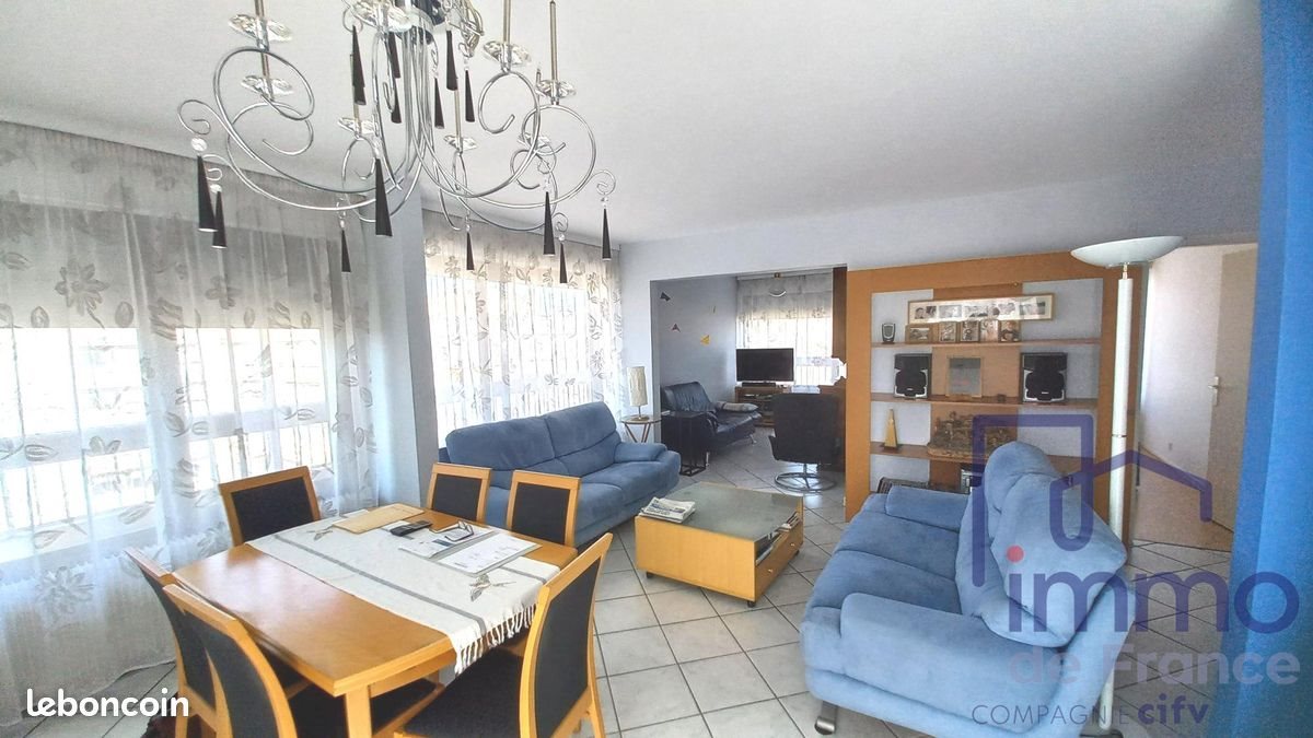 Appartement à vendre, 131m², Saint-Étienne