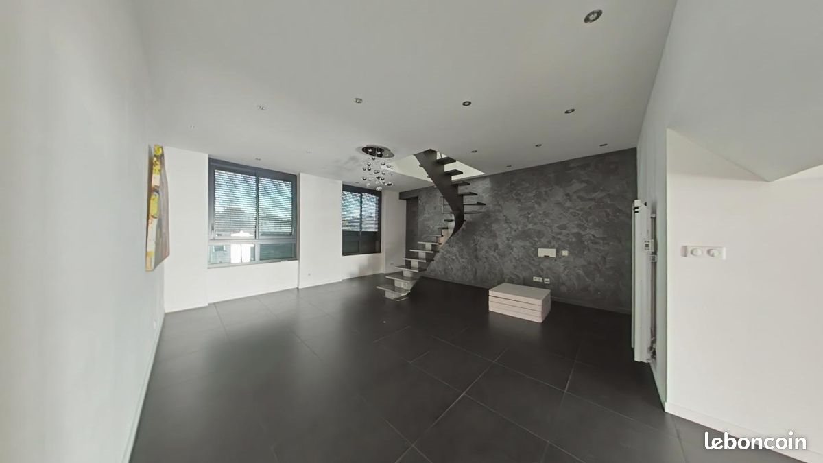 Appartement à louer, 75m², Saint-Etienne