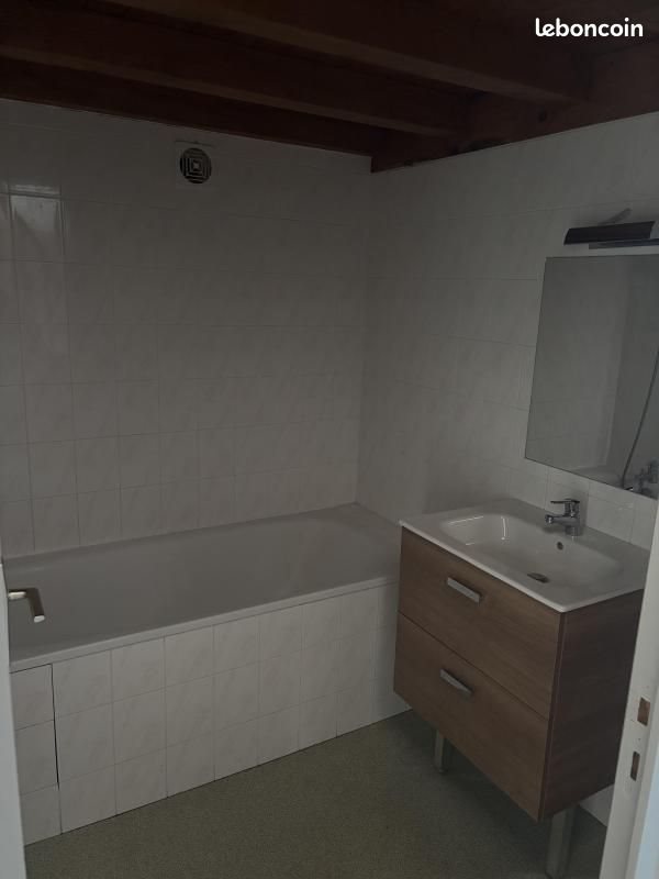 Appartement à louer, 37m², Saint-Symphorien-sur-Coise