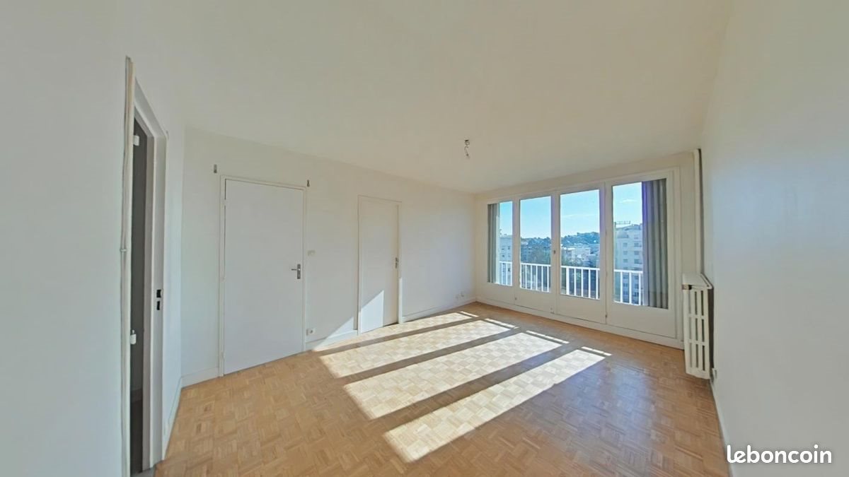 Appartement à louer, 47m², Saint-Etienne