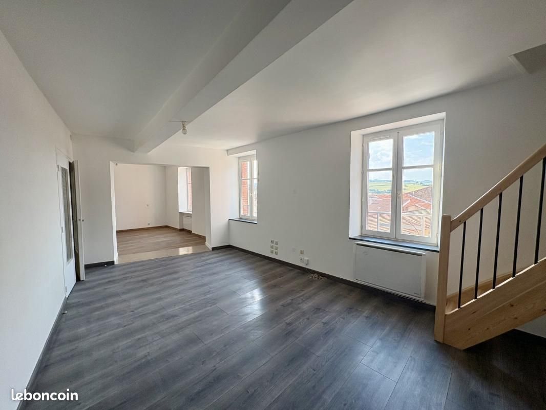Appartement à louer, 96m², Saint-Symphorien-sur-Coise