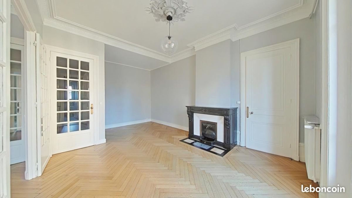 Appartement à louer, 97m², Saint-Etienne