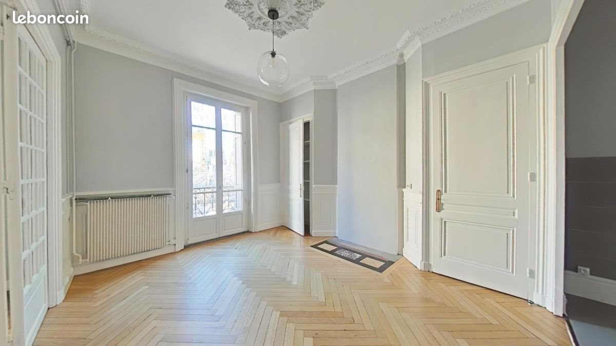 Appartement à louer, 97m², Saint-Etienne