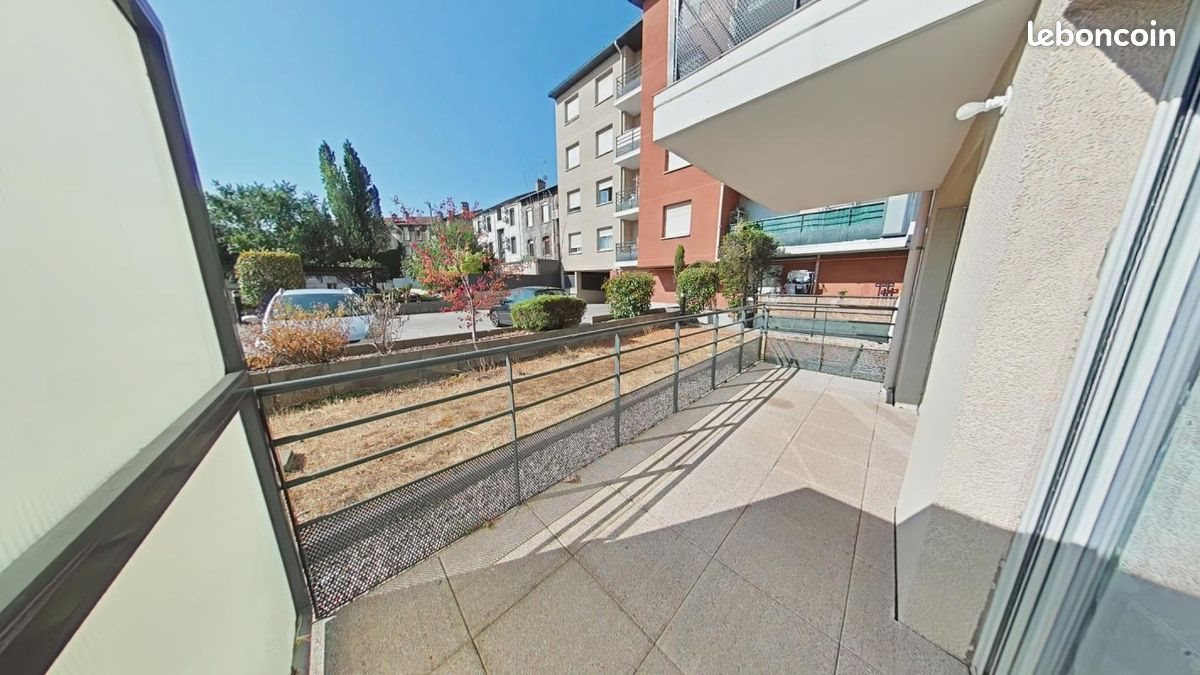Appartement à louer, 29m², Saint-Etienne