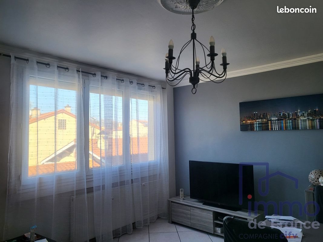 Appartement à vendre, 77m², Montbrison