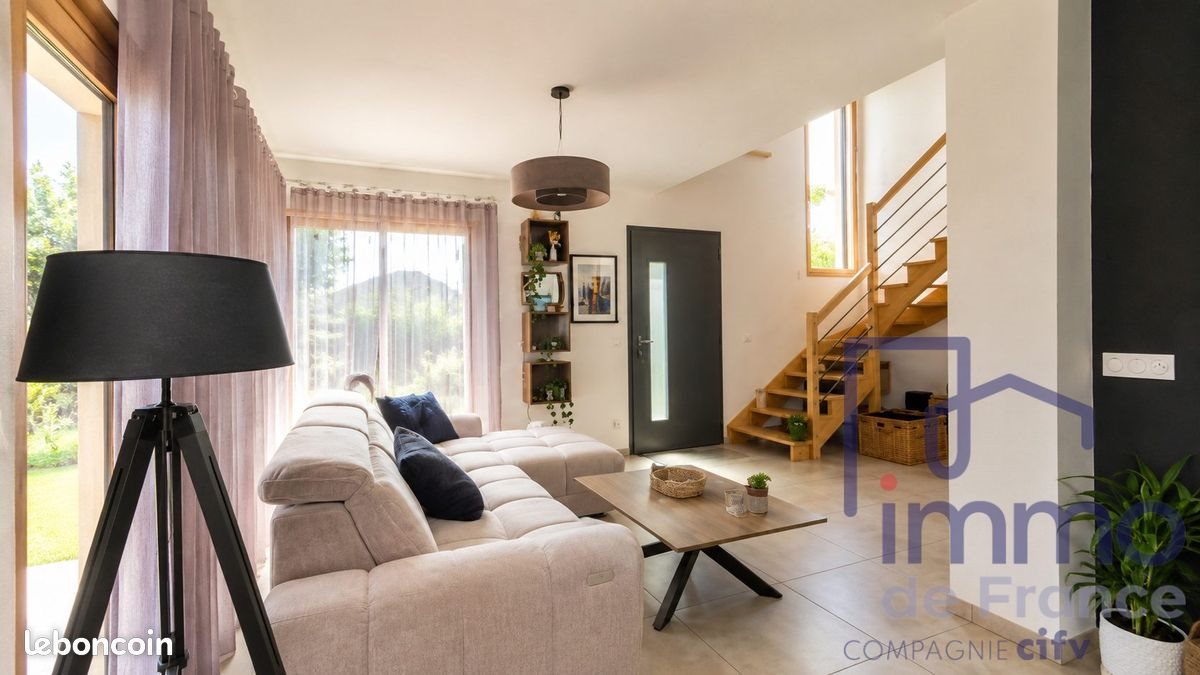 Maison à vendre, 112m², Saint-Bonnet-les-Oules