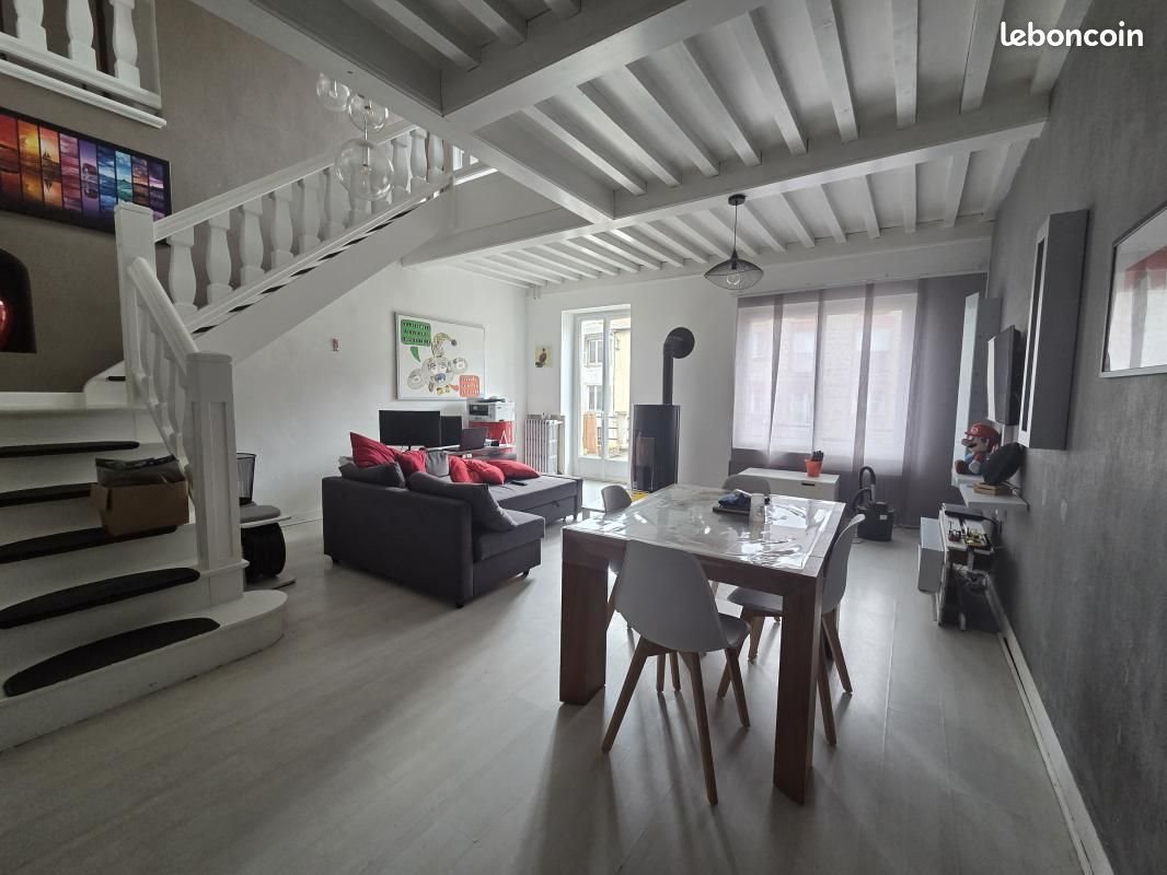 Appartement à louer, 142m², Saint-Symphorien-sur-Coise