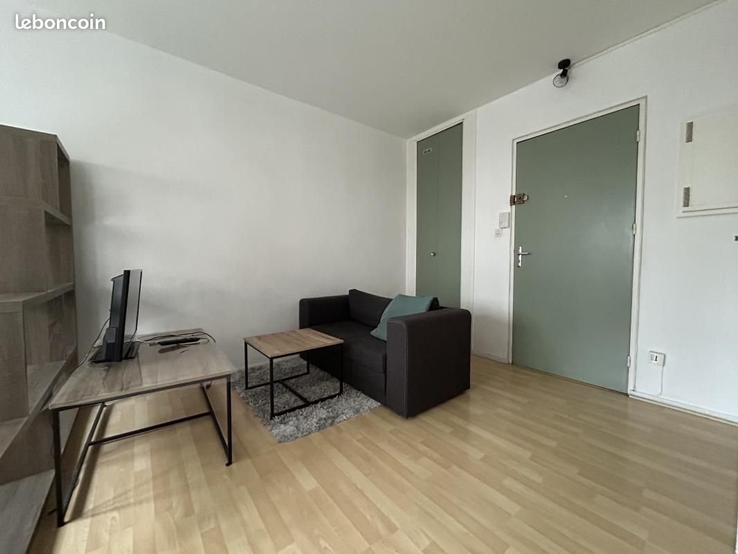 Appartement à louer, 30m², Saint-Étienne