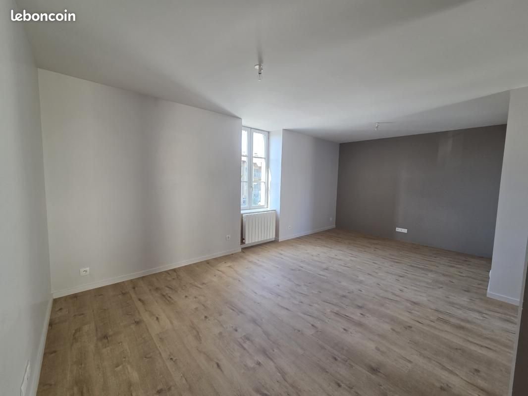 Appartement à louer, 70m², Saint-Symphorien-sur-Coise