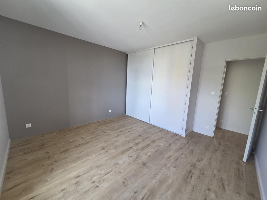 Appartement à louer, 70m², Saint-Symphorien-sur-Coise