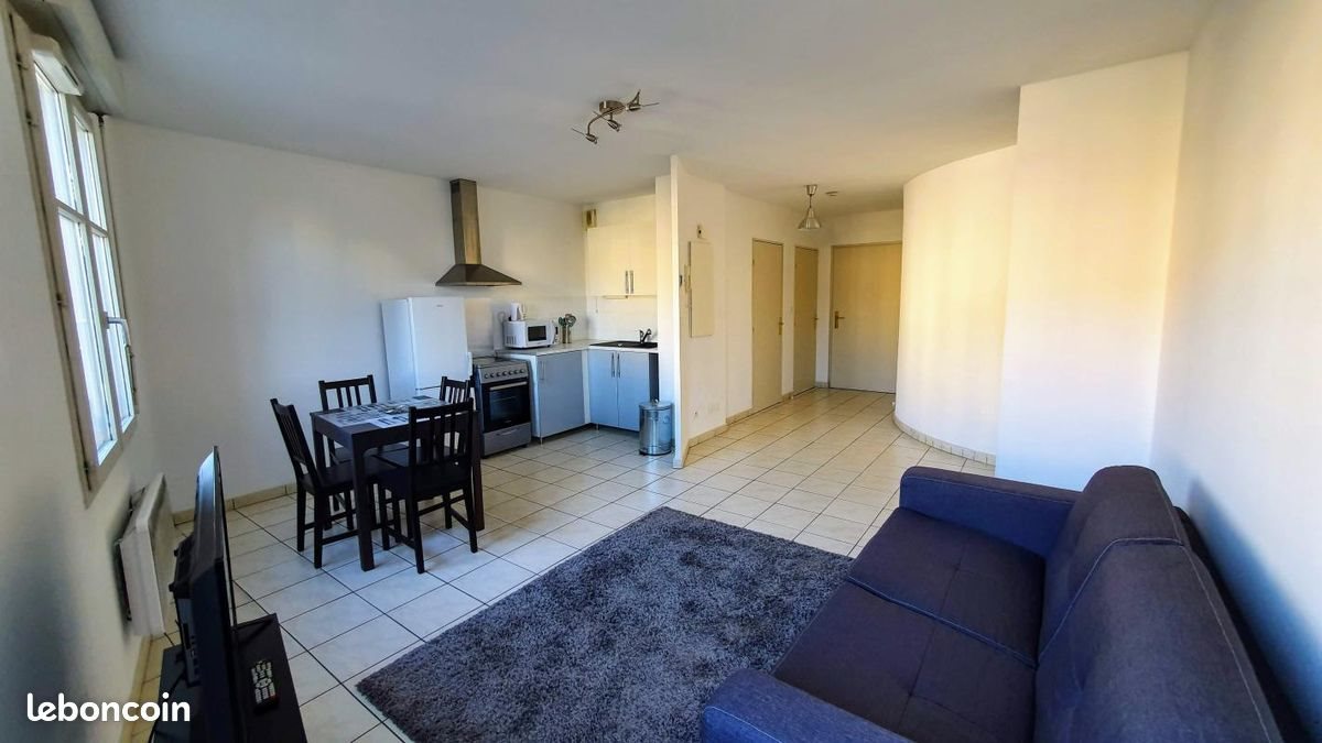 Appartement à louer, 32m², Saint-Etienne