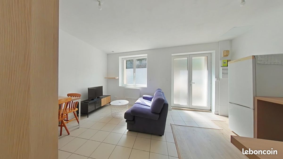 Appartement à louer, 25m², Saint-Étienne