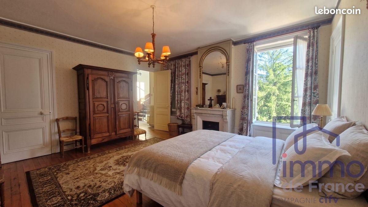 Maison à vendre, 456m², L'Étrat