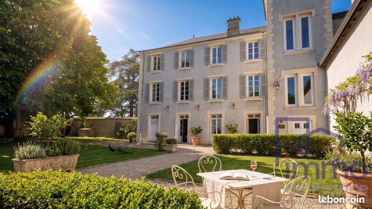 Maison à vendre, 456m², L'Étrat
