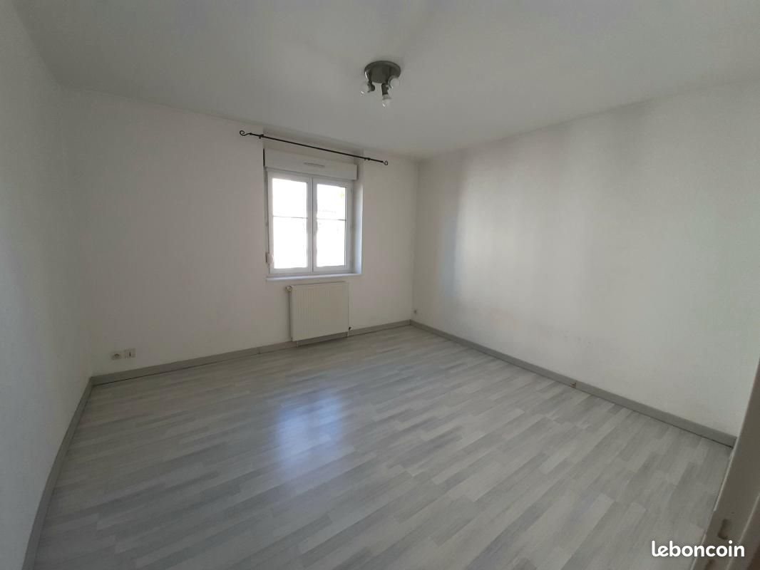 Appartement à louer, 72m², Montbrison