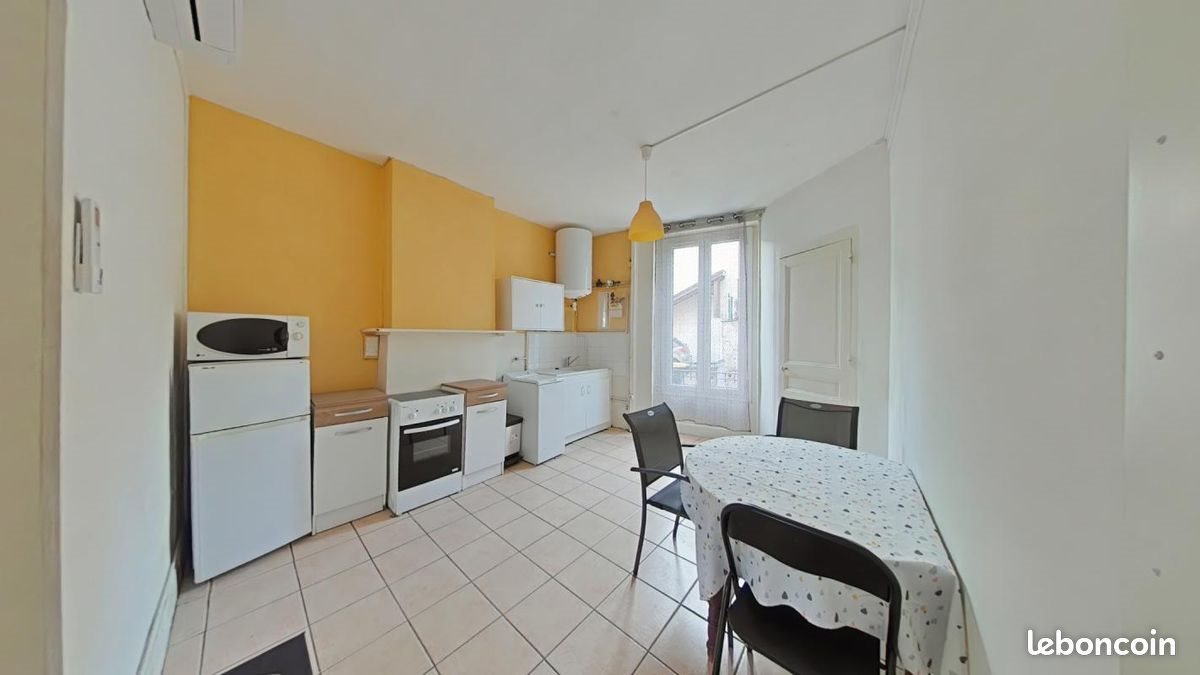 Appartement à louer, 32m², Saint-Étienne