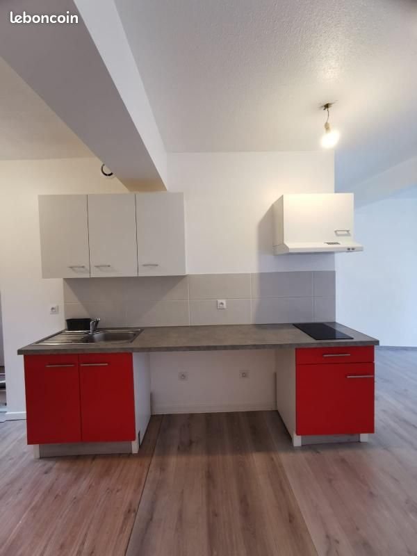 Appartement à louer, 70m², Feurs