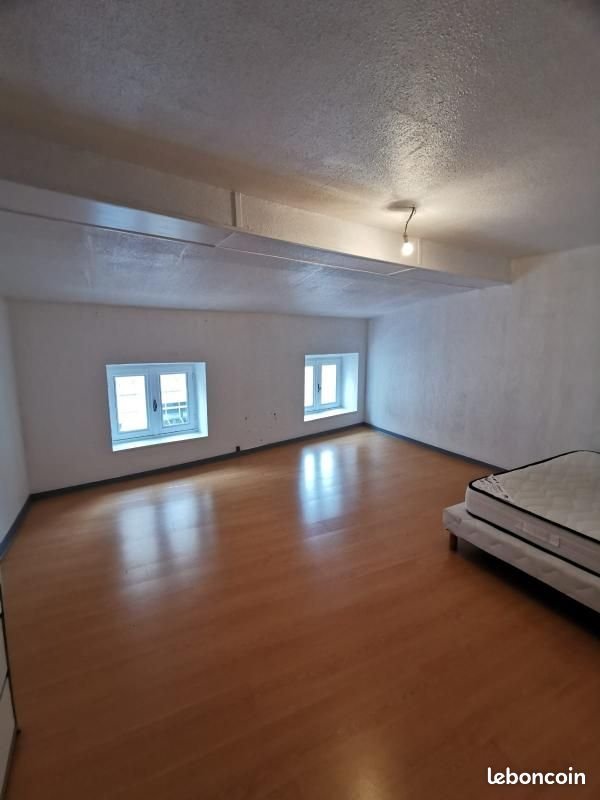 Appartement à louer, 70m², Feurs