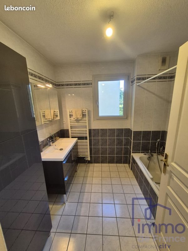Appartement à vendre, 74m², Rive-de-Gier