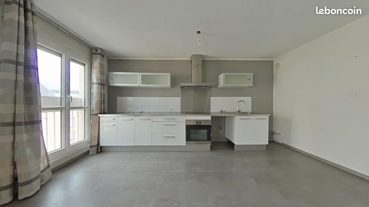 Appartement à louer, 70m², Saint-Étienne