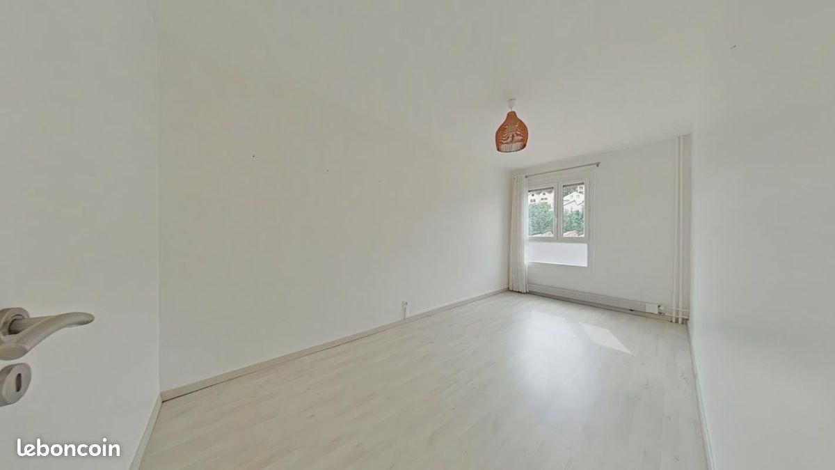 Appartement à louer, 70m², Saint-Étienne