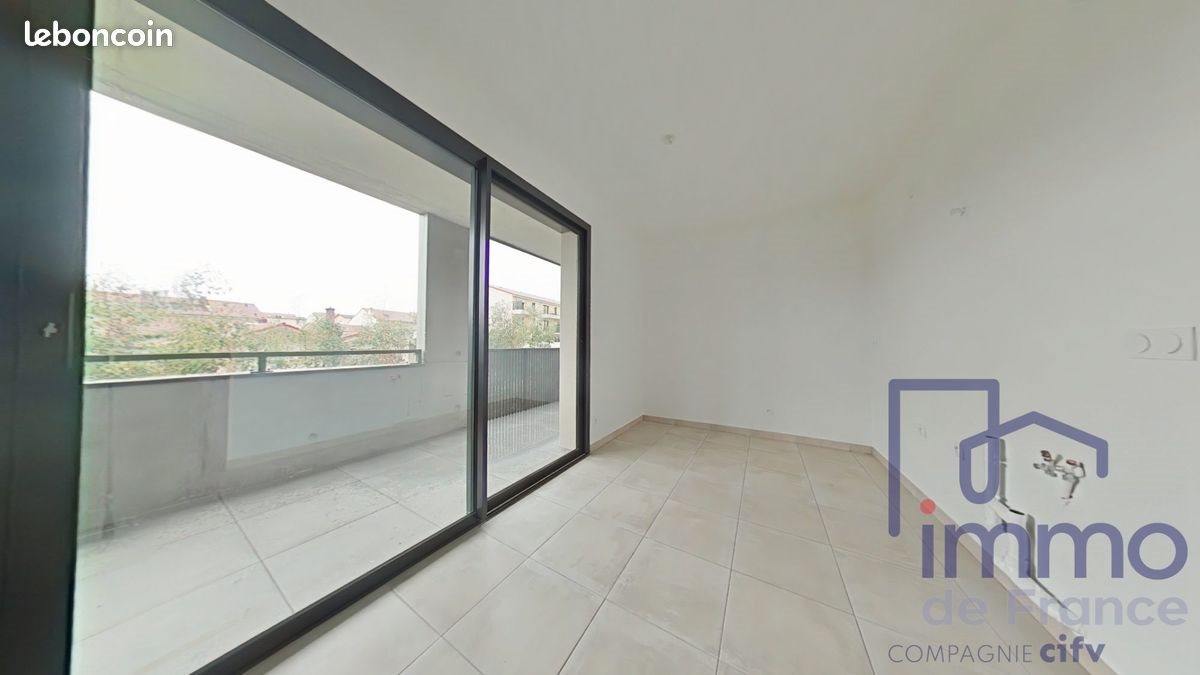 Appartement à vendre, 65m², Saint-Genest-Lerpt