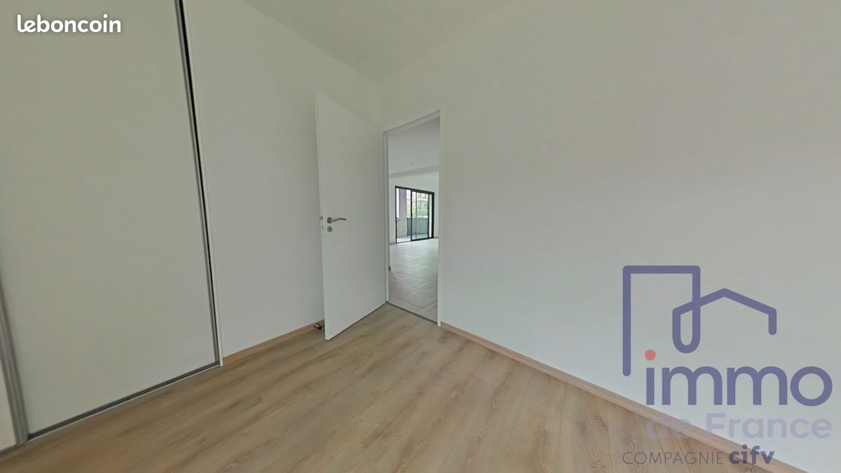 Appartement à vendre, 65m², Saint-Genest-Lerpt