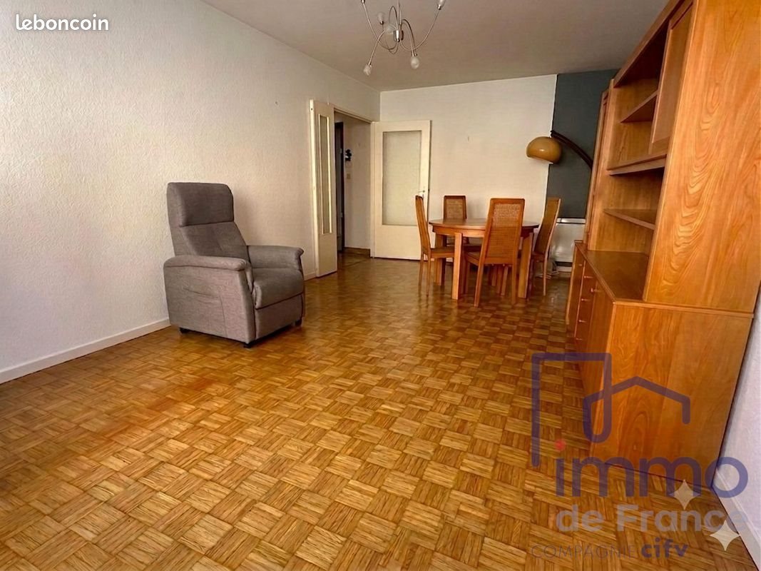 Appartement à vendre, 55m², Saint-Etienne