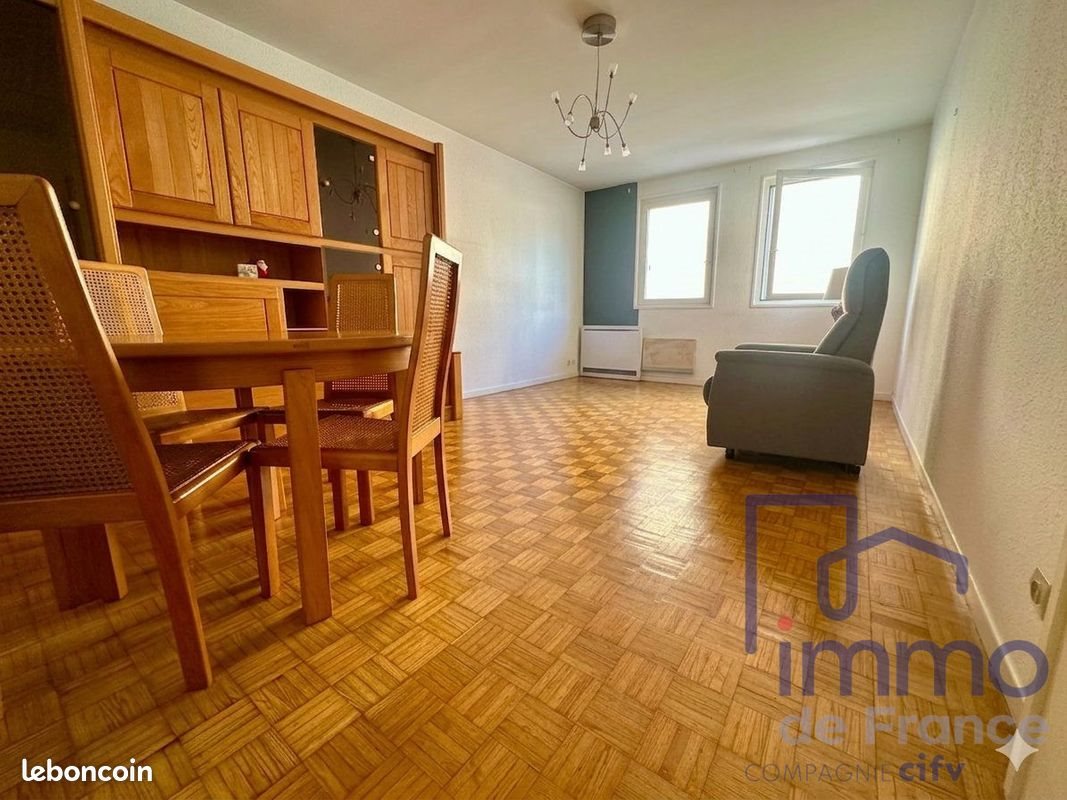 Appartement à vendre, 55m², Saint-Etienne