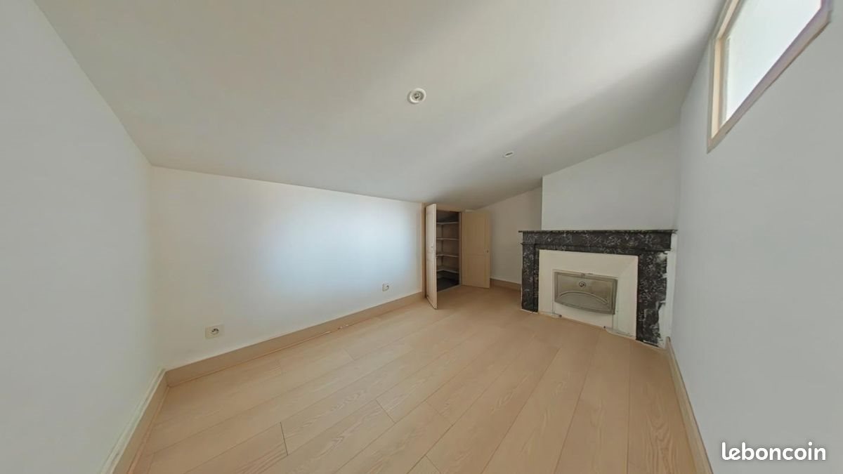 Appartement à louer, 16m², Saint-Étienne