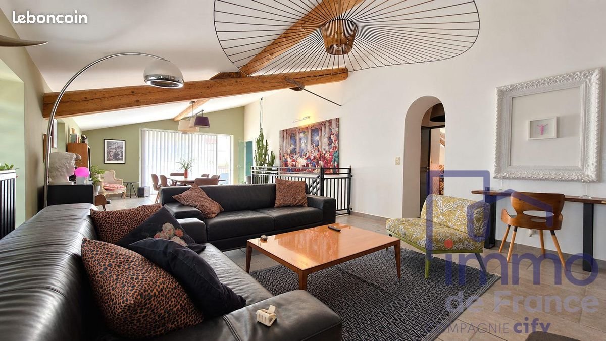 Appartement à vendre, 151m², Saint-Étienne