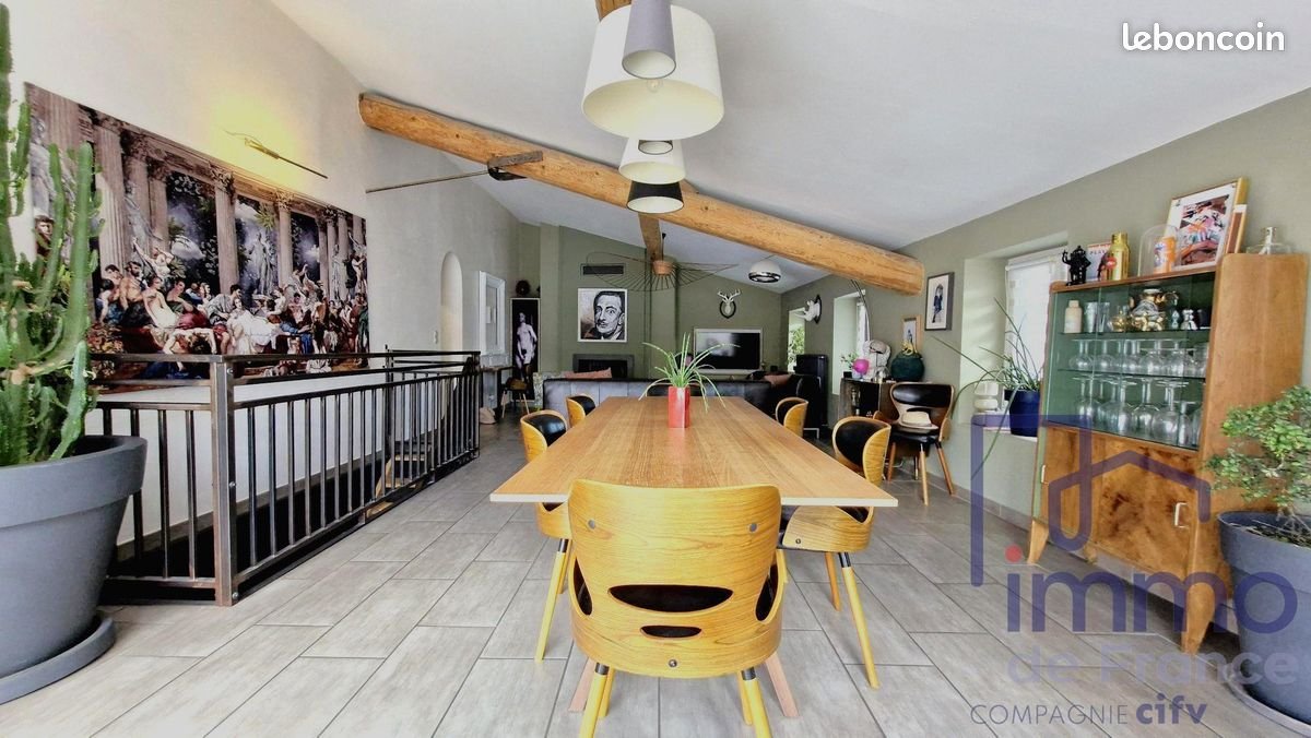 Appartement à vendre, 151m², Saint-Étienne