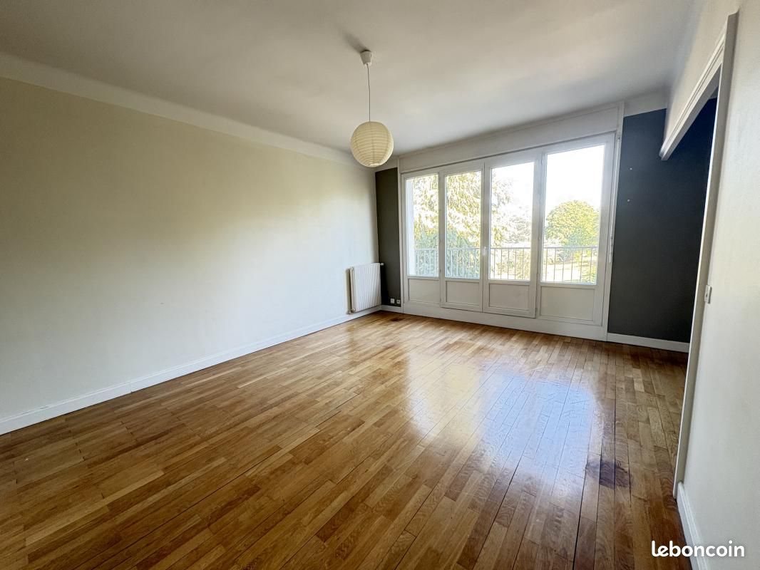 Appartement à louer, 90m², Saint-Symphorien-sur-Coise