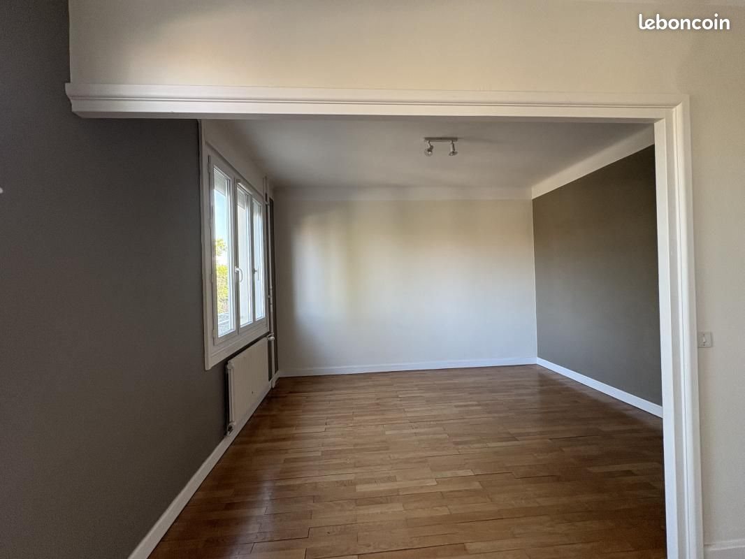 Appartement à louer, 90m², Saint-Symphorien-sur-Coise